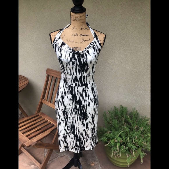 NWOT Ann Taylor Black & White Printed Halter Dress - Picture 3 of 11